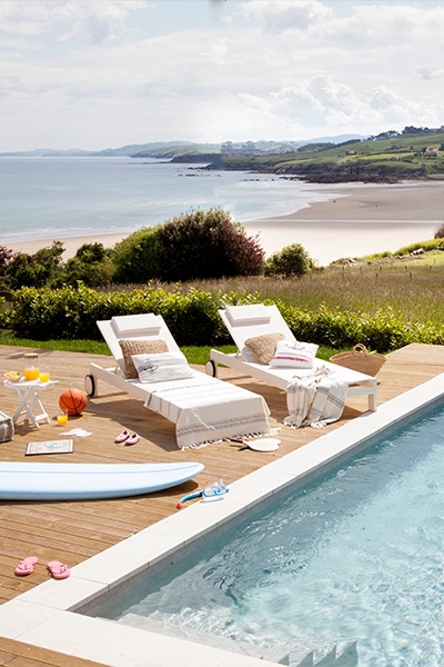 gaviota-piscina-vistas-al-mar